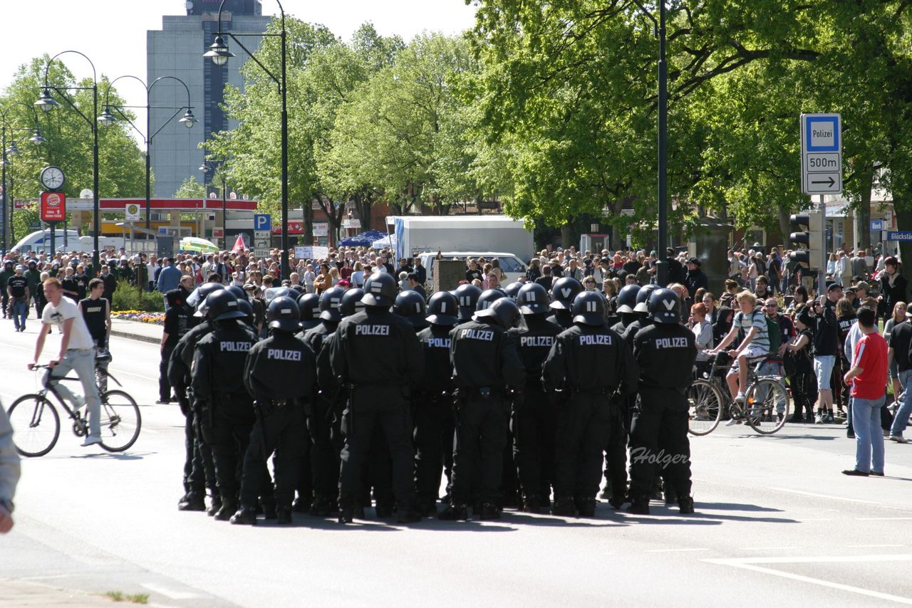 Bild 32 - NPD in Bramstedt am 1.5.07